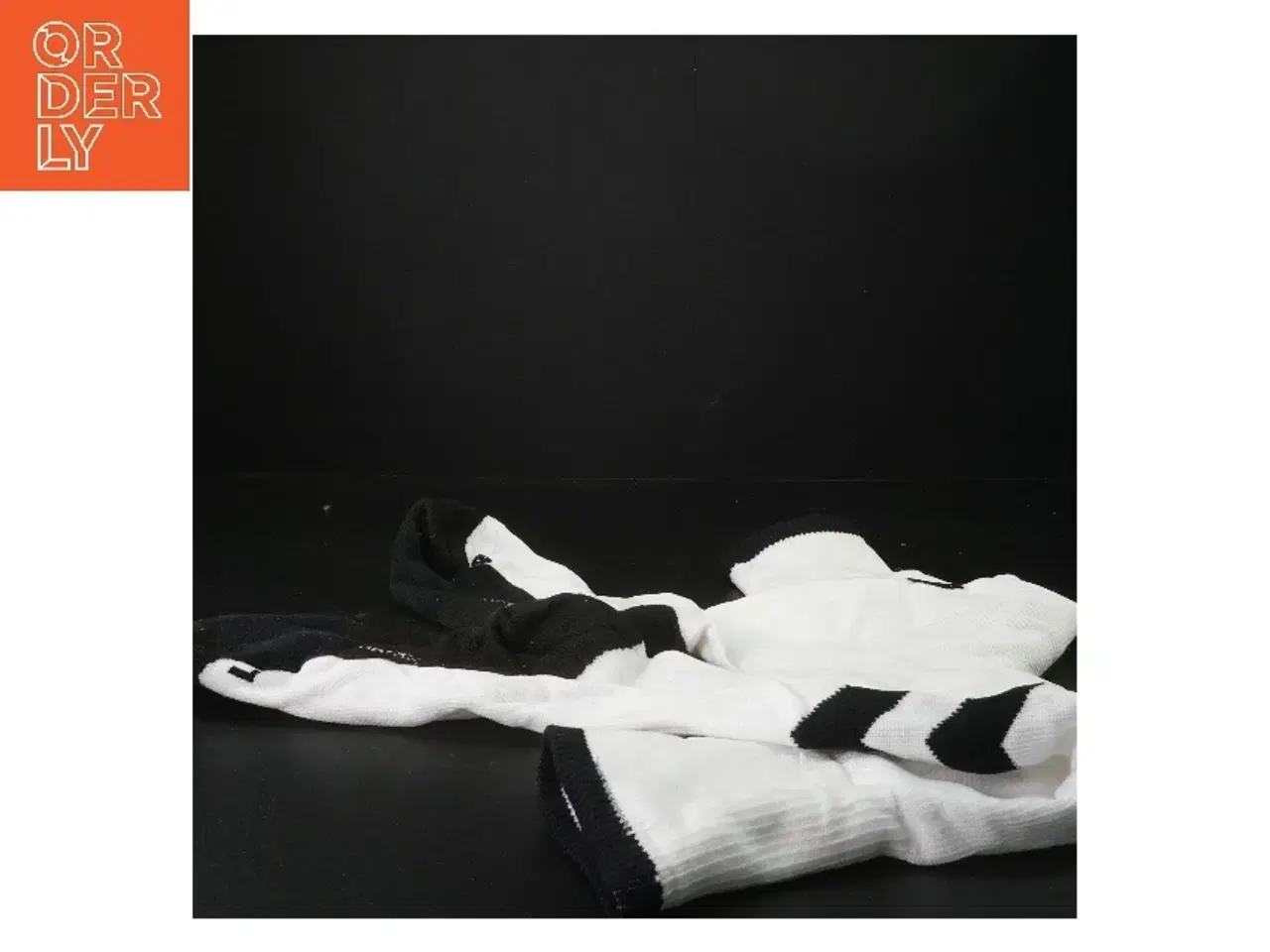 Billede 2 - Fodboldsokker fra Hummel (str. 36-40)