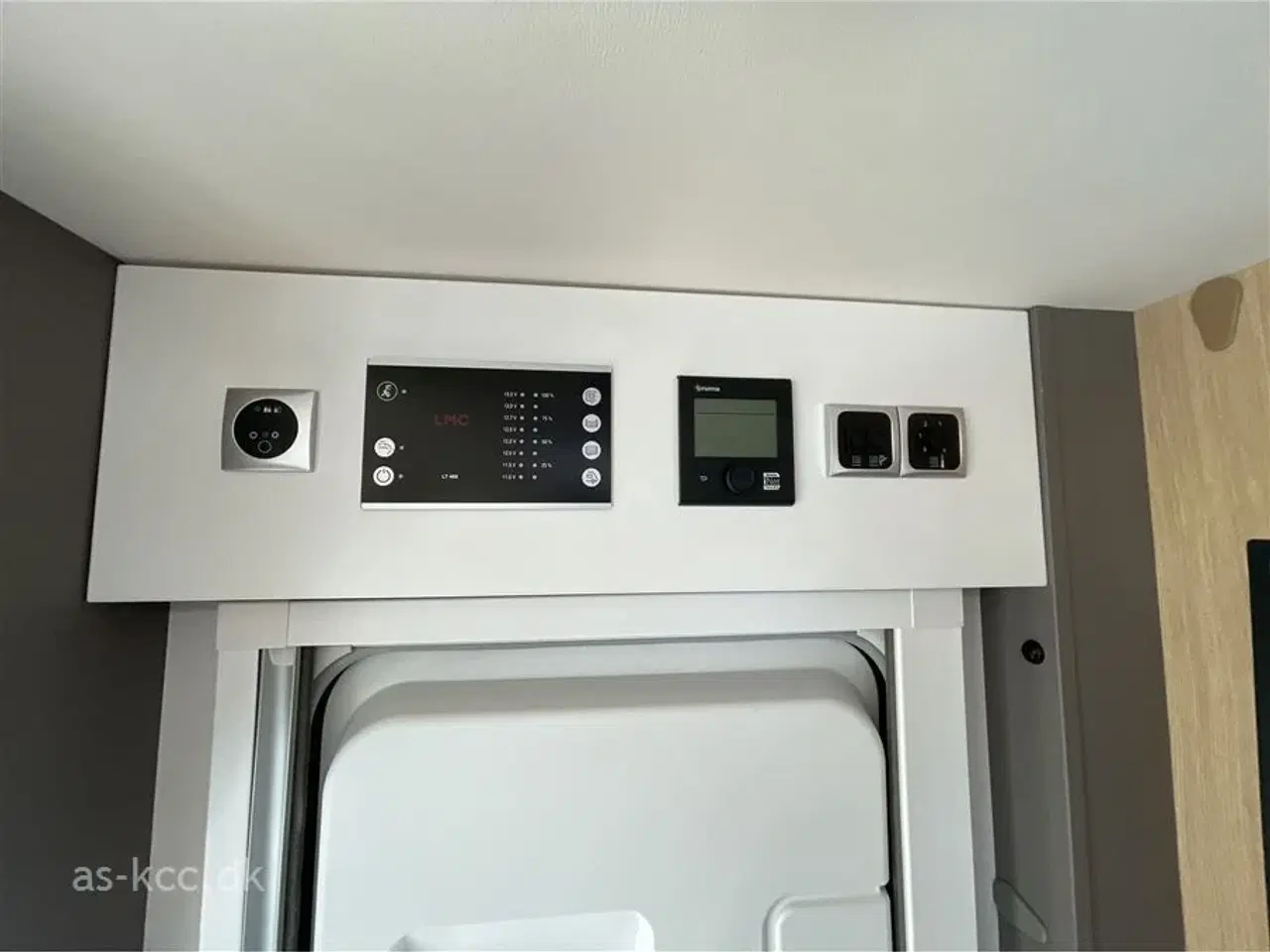 Billede 15 - 2025 - LMC Tourer T660 G   Ny LMC  T660 G Tourer 70 års jubilæums model  Automat gear og fartpilot.SÆLGES FOR KUNDE