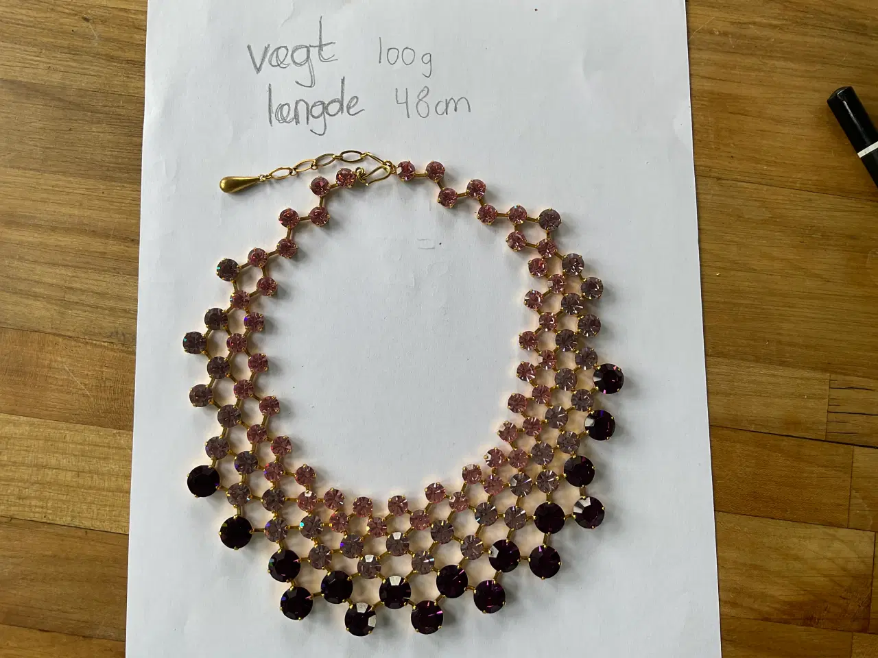 Billede 1 - Funklende smuk halskæde i lyserøde og lilla perler