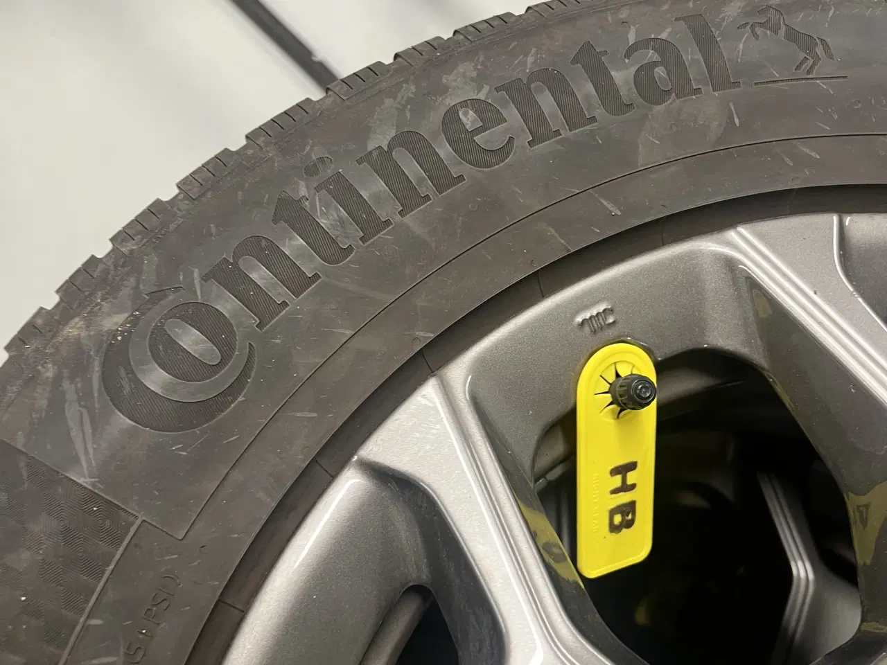 Billede 3 - Vinter hjul til JEEP AVENCER