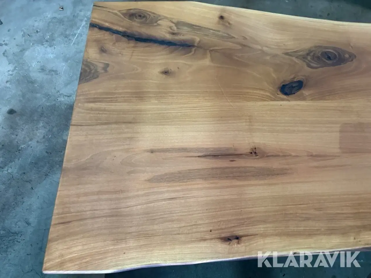 Billede 5 - Plankebordplade valnød olieret 2 planker sammensat