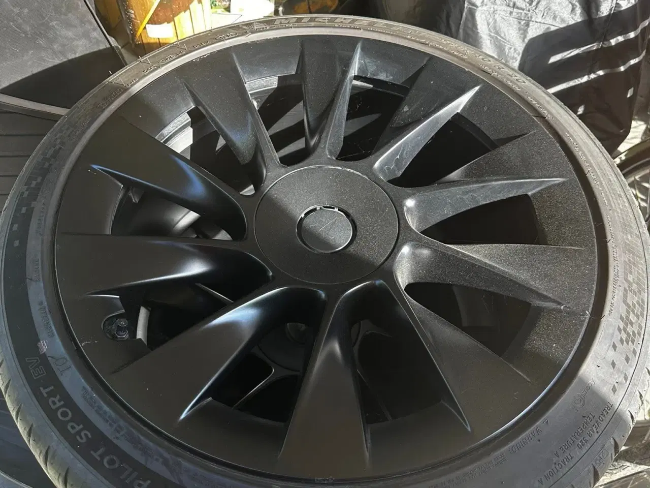 Billede 1 - Fælger til Tesla model Y
