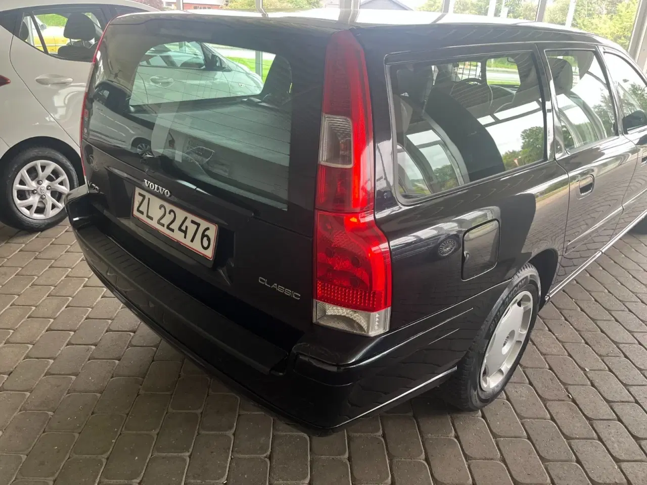 Billede 5 - Volvo V70 2,4 140 Momentum aut.