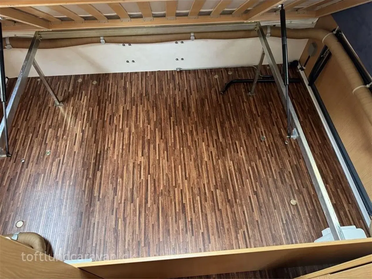 Billede 13 - 2011 - Hymer Sporting 440   Super flot og velholdt med masser af udstyr, LAV VÆGT, fra kr. 1000,- pr. mdr.
