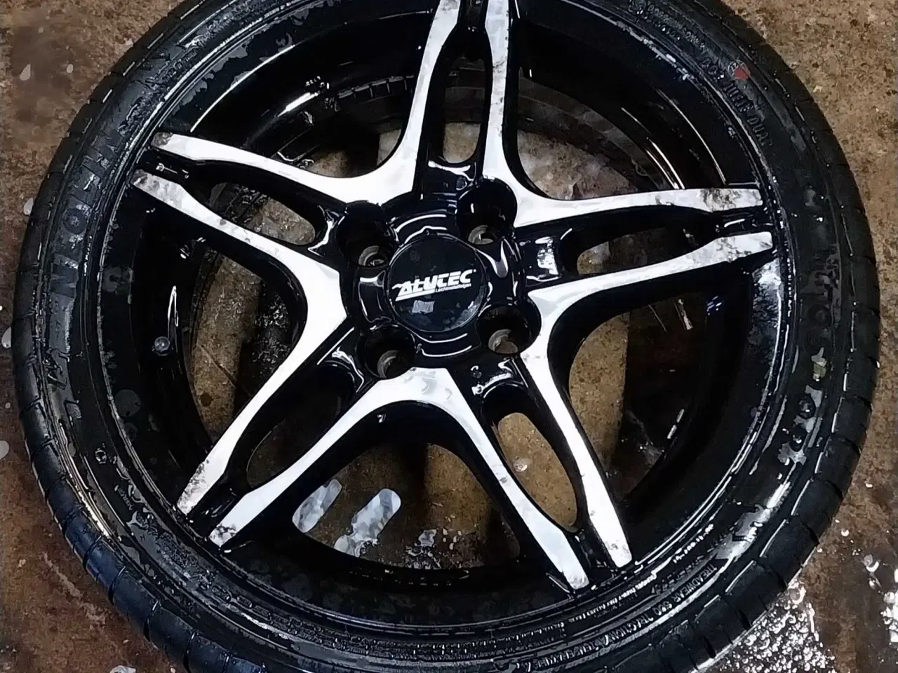 Billede 1 - 15" alufælge 4x100 sælges 