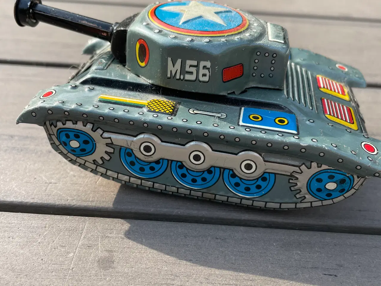Billede 2 - Gl. japansk tank i blik