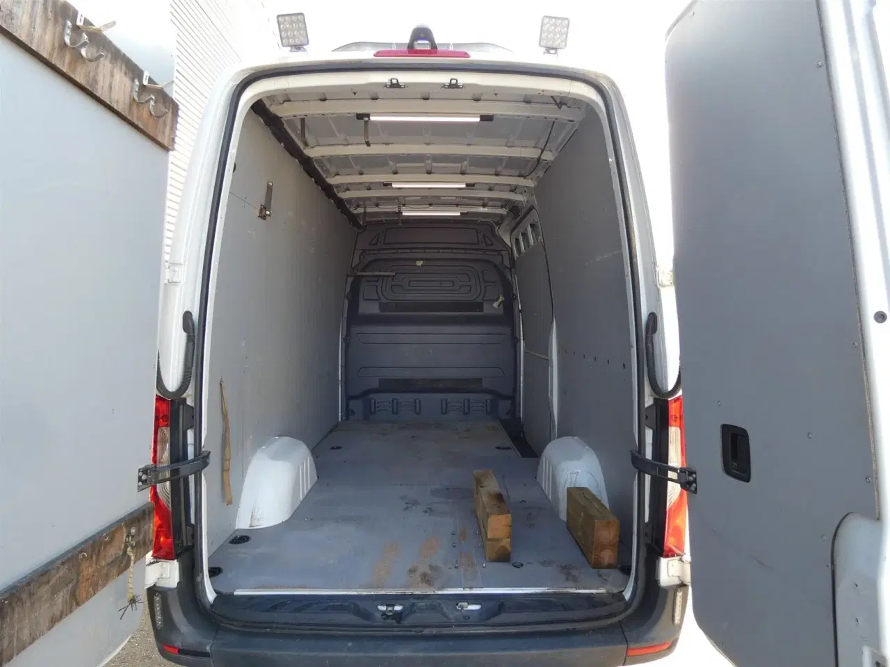 Billede 5 - Mercedes-Benz Sprinter 317 2,0 CDI A2 H2 RWD 9G-Tronic 170HK Van Aut.