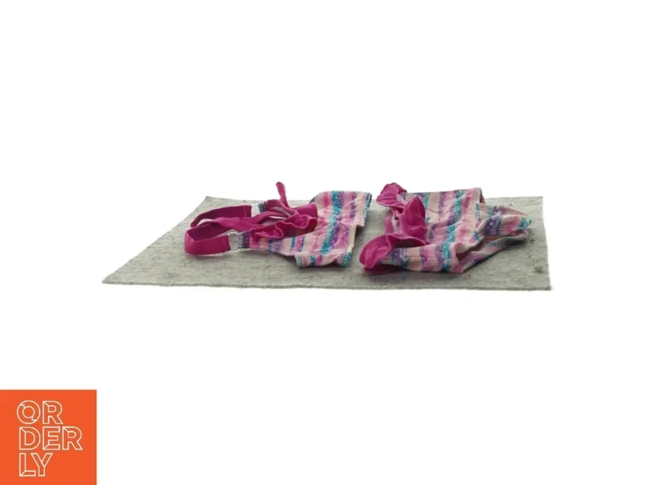 Billede 3 - Bikini (str. 104 til 110)