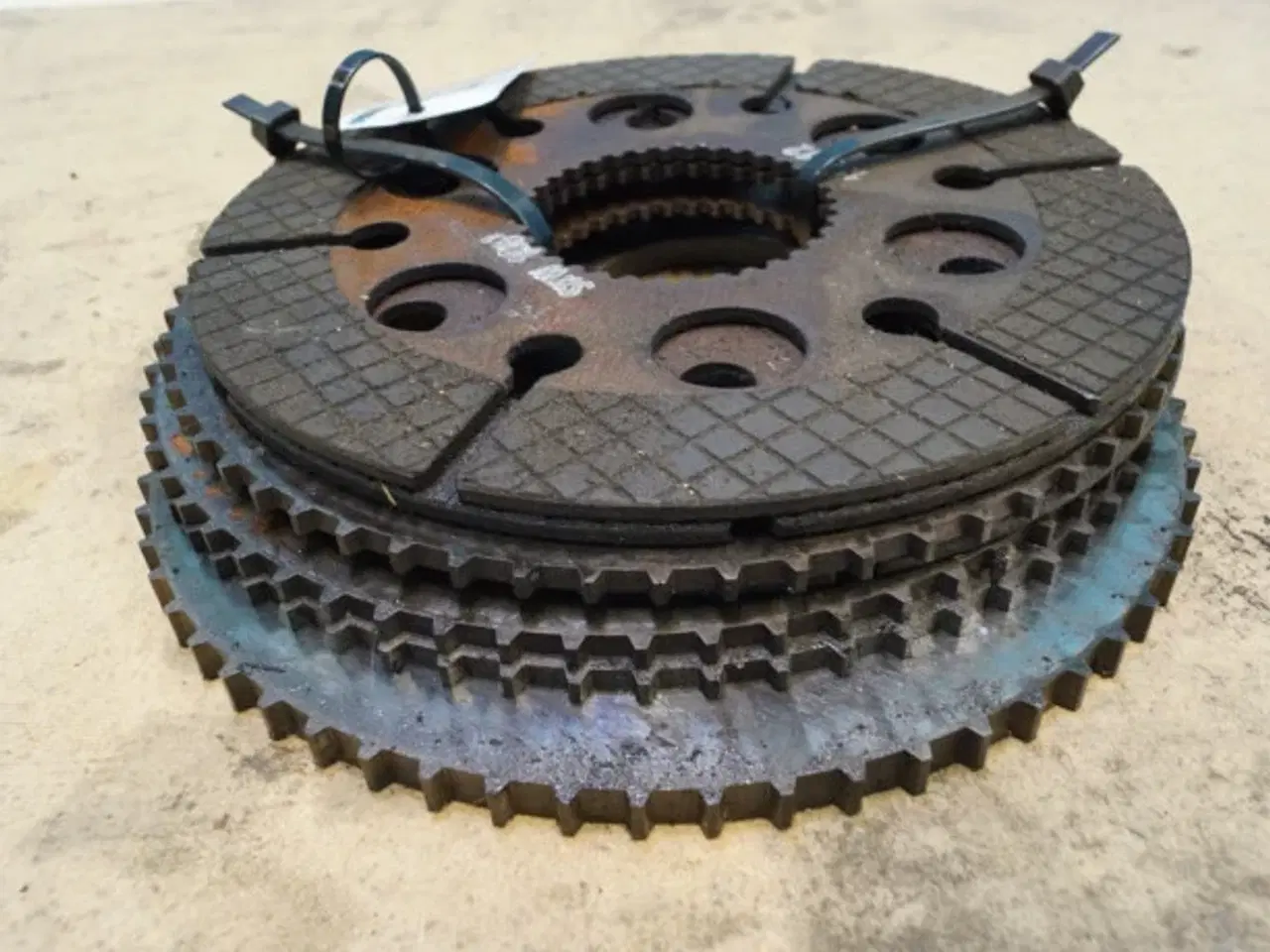 Billede 14 - Hydrema 906B Bremseskive sæt