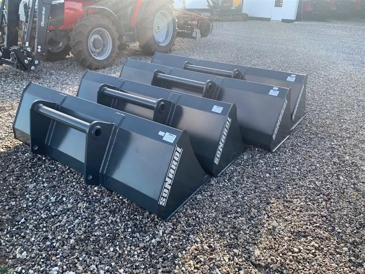 Billede 2 - Manitou NY SKOVL 200CM