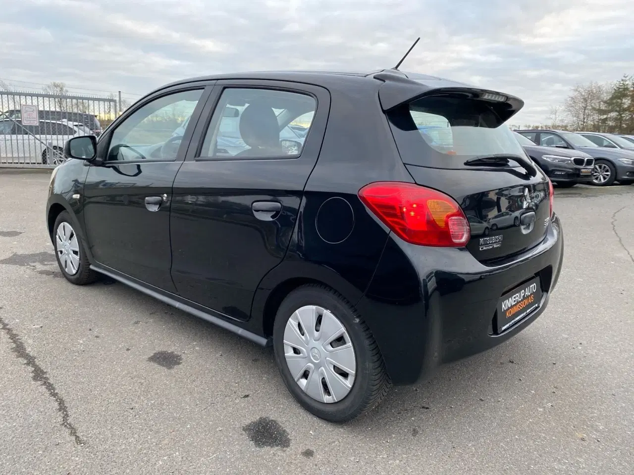 Billede 4 - Mitsubishi Space Star 1,0 Inform 71HK 5d