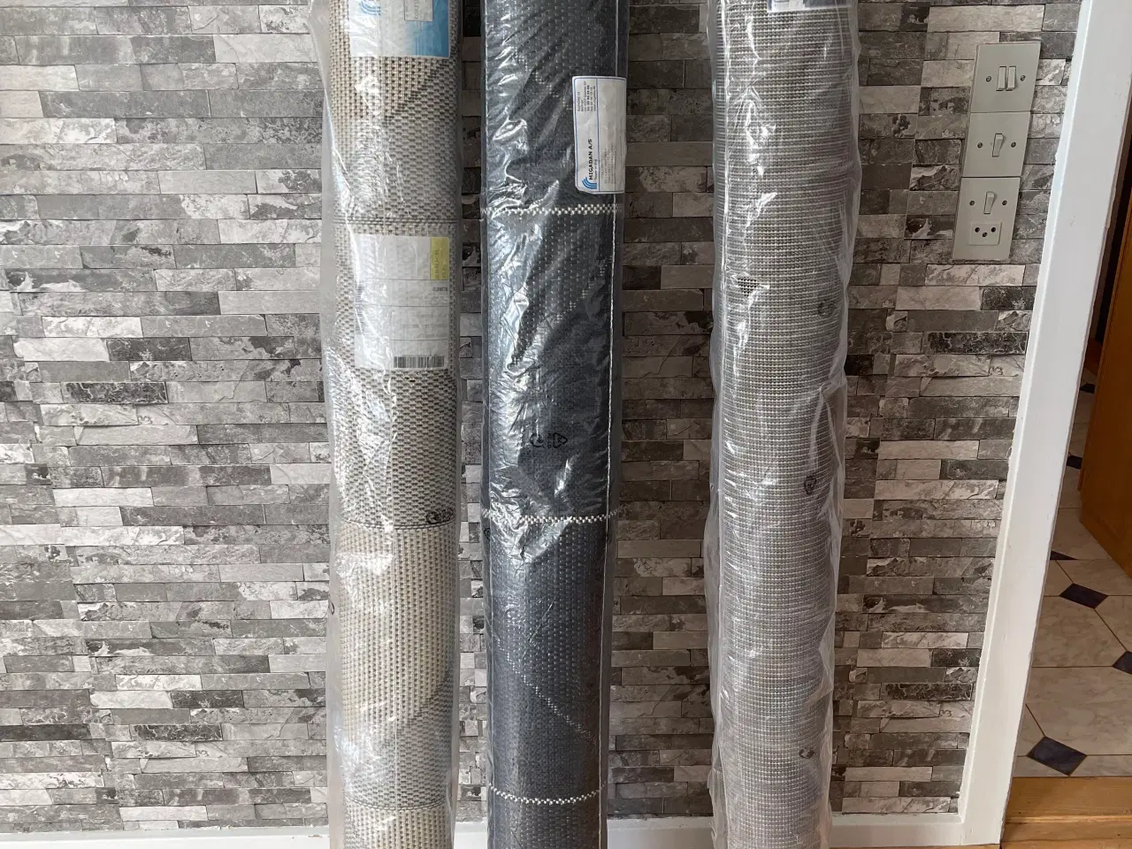 Billede 1 - Helt ny tæpper