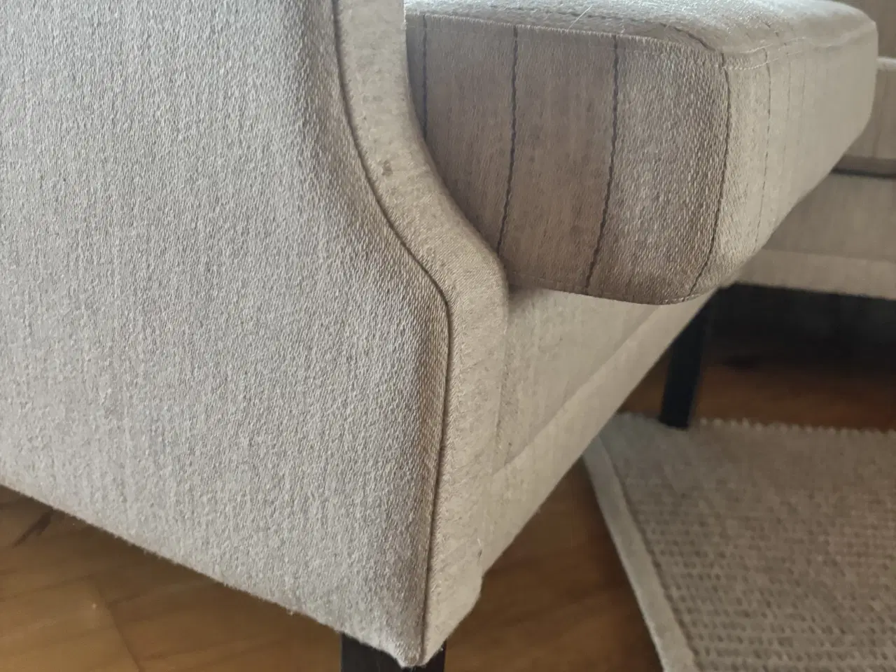 Billede 4 - SOFA I ULD MED TILHØRENDE LÆNESTOL