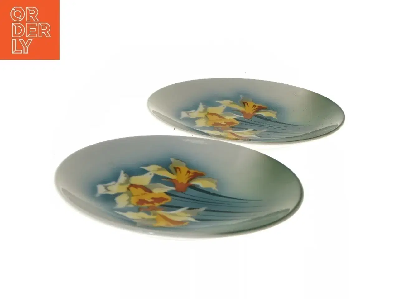 Billede 3 - Par dekorative tallerkener med påskeliljemotiv (str. Ø 23 cm)