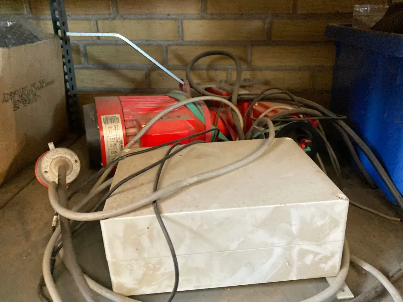 Billede 2 - Port med elhejs