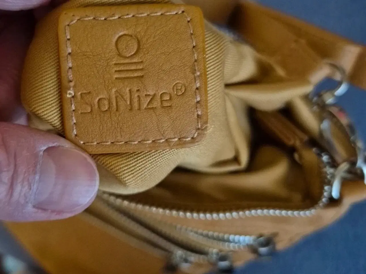 Billede 3 - Taske med snor