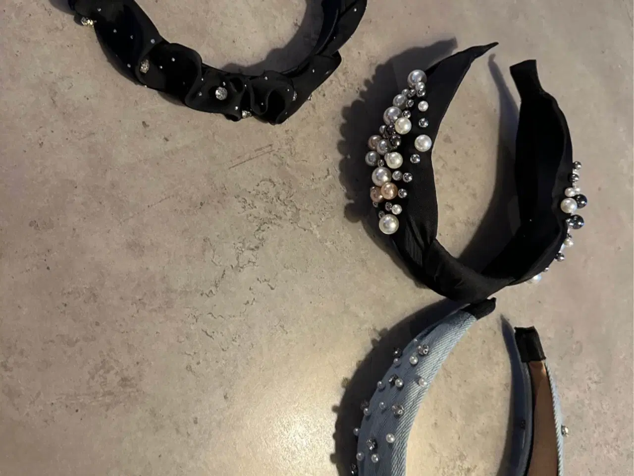 Billede 4 - Forskelligt hår bøjler og spænder sælges