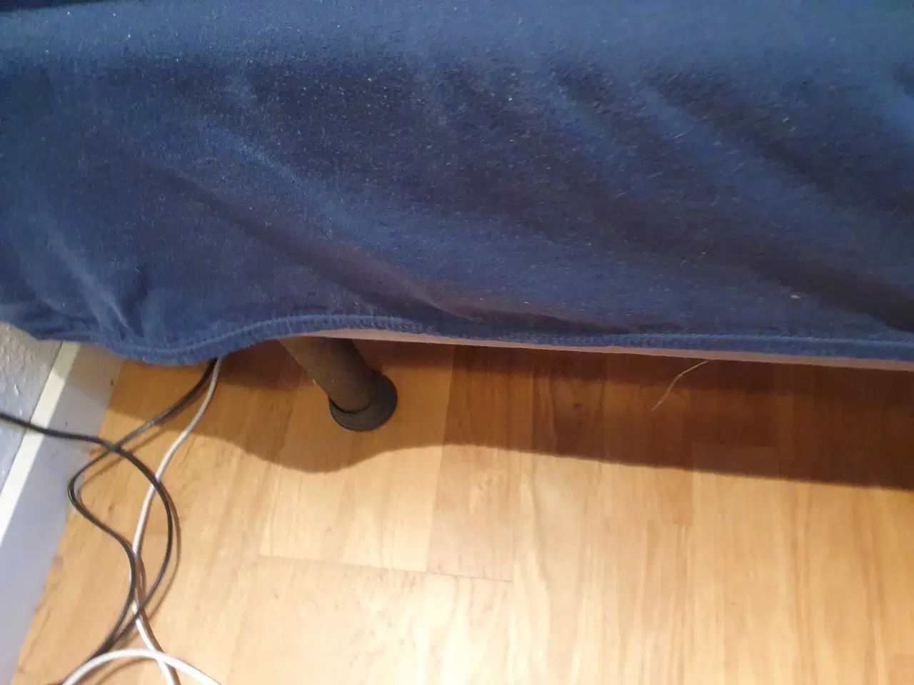 Billede 2 - Boxmadras med ben