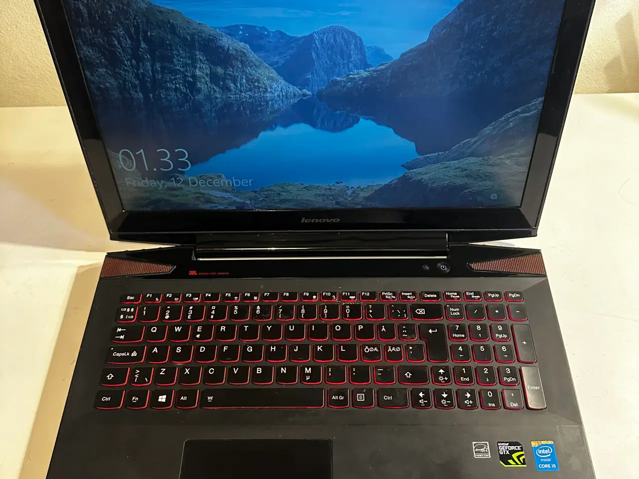 Billede 2 - Gaming bærbar Lenovo Y50(512GB SSD,16GB RAM, GTX)