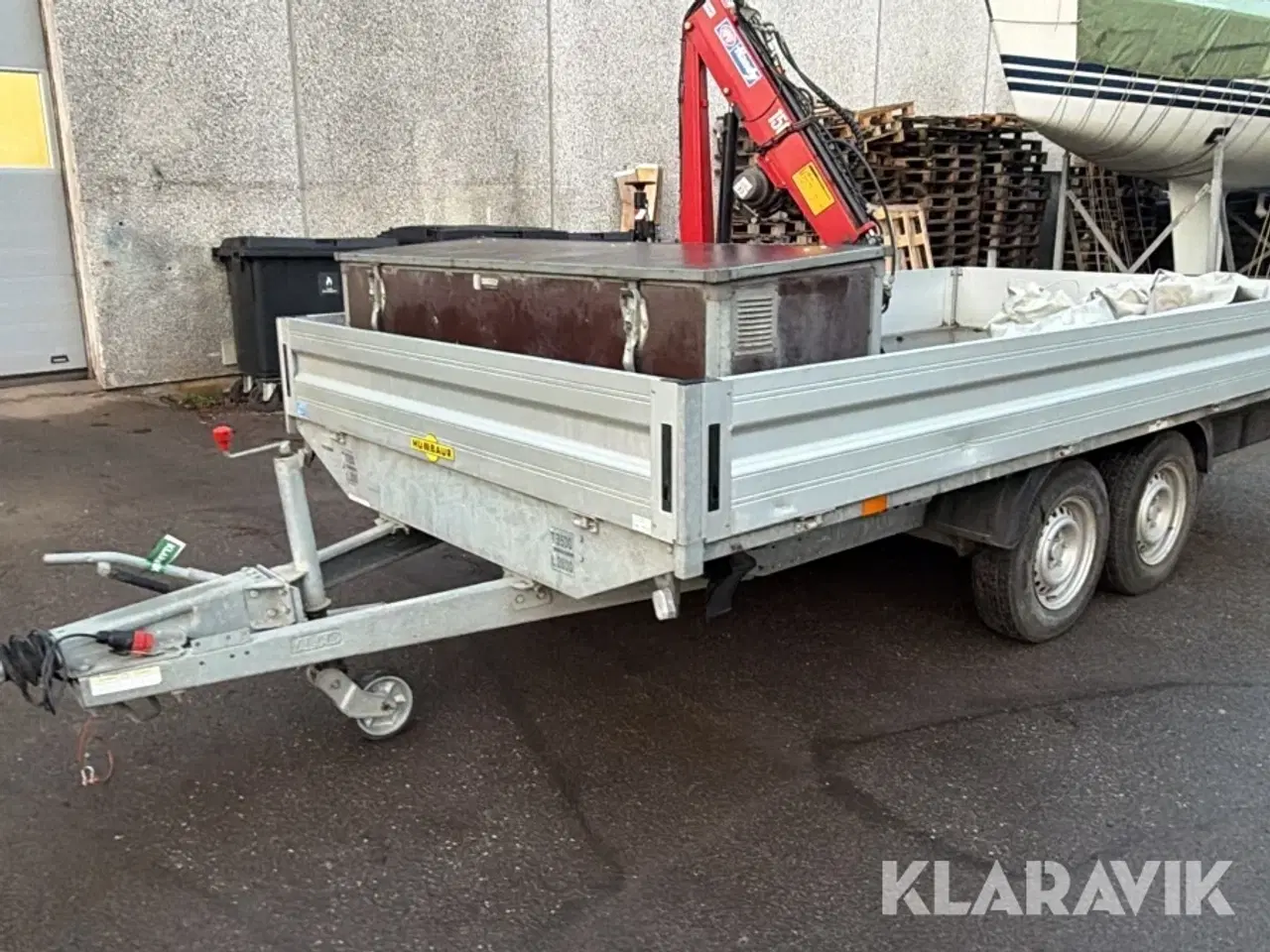 Billede 2 - Humbaur 3.500 kg 3-akslet trailer med HMF 152 kran Humbaur 354121
