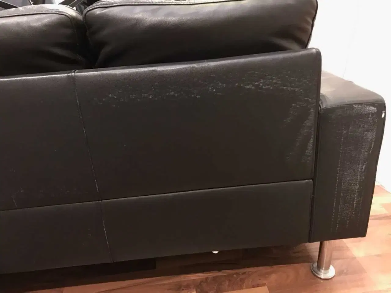 Billede 6 - To og trepersoners sofa i sort læder