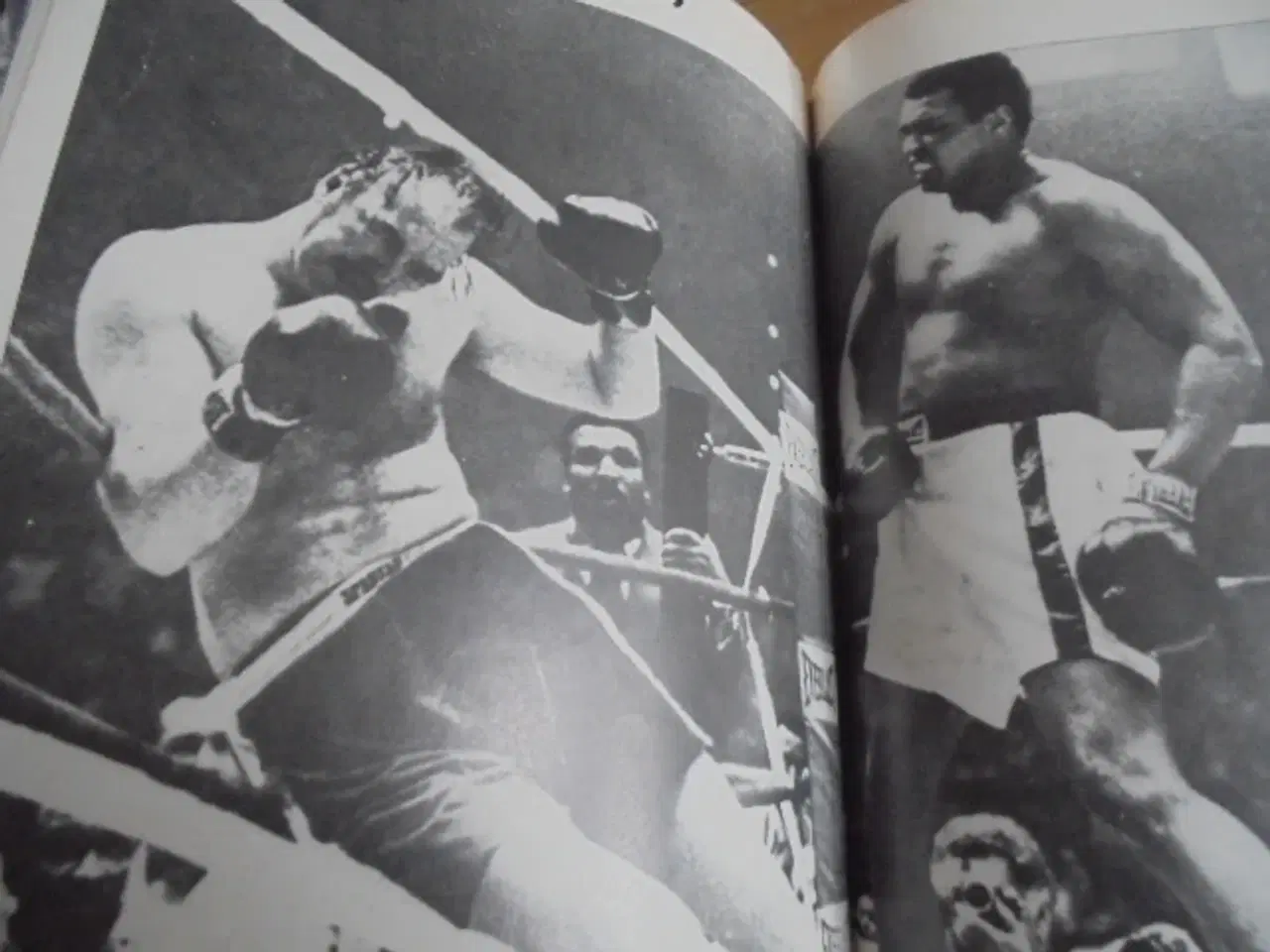 Billede 5 - Bogen om Muhammed Ali – se fotos og omtale