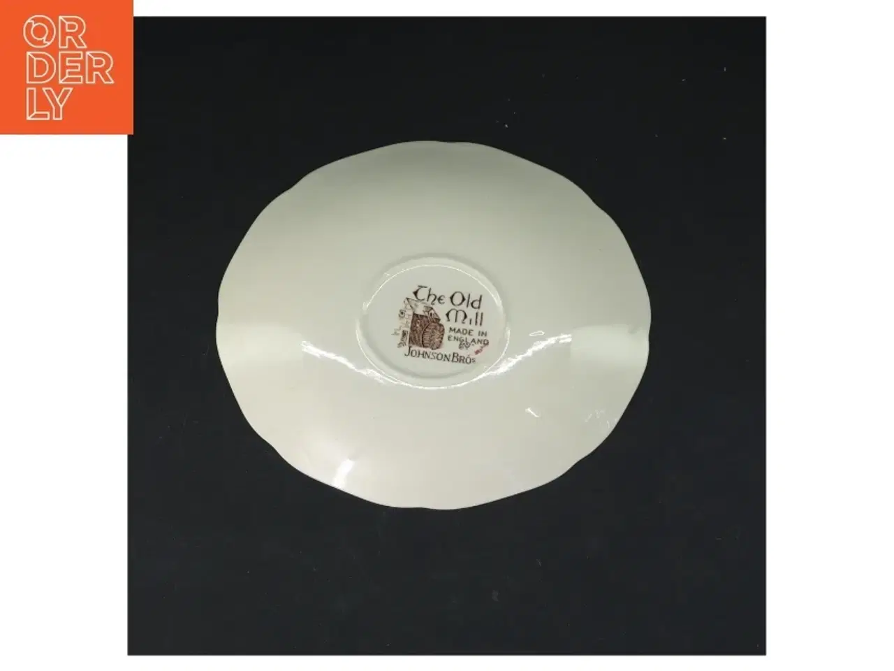 Billede 3 - Vintage desserttallerken af Johnson Bros fra Johnson Bros (str. Ø 14,5 cm)