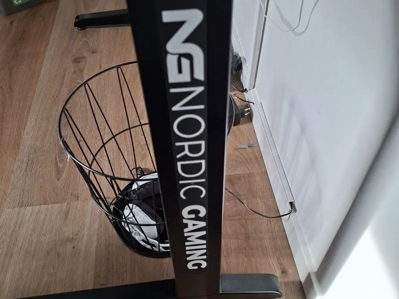 Billede 2 - Fedt Gamer bord