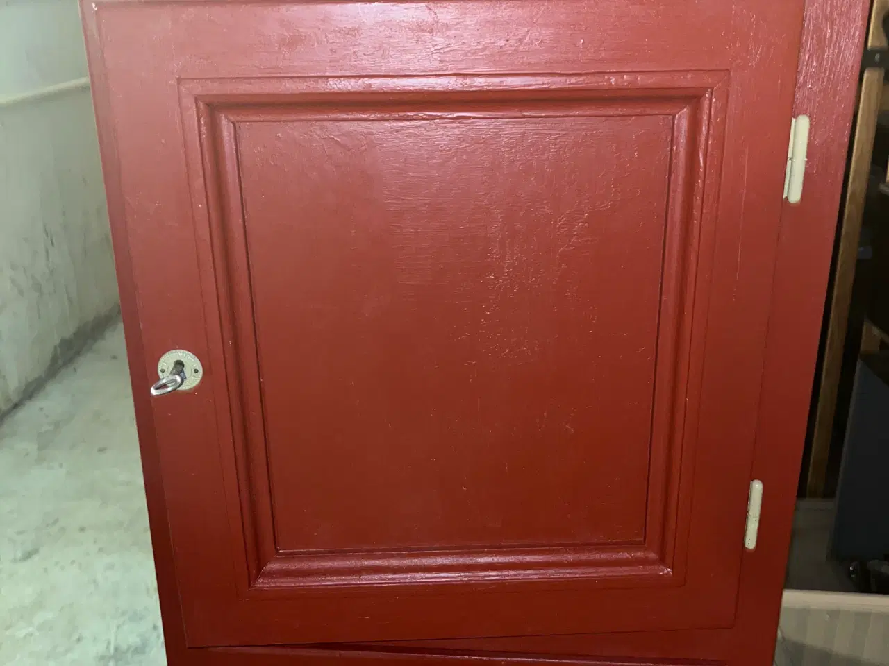 Billede 2 - Vægskab i klassisk stil