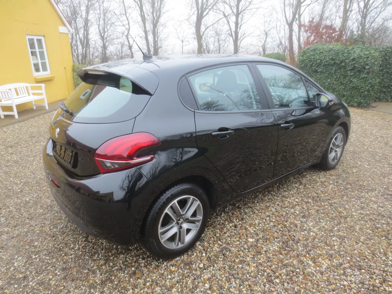 Billede 6 - Peugeot 208 1.2 i År 2015 Km 61000.