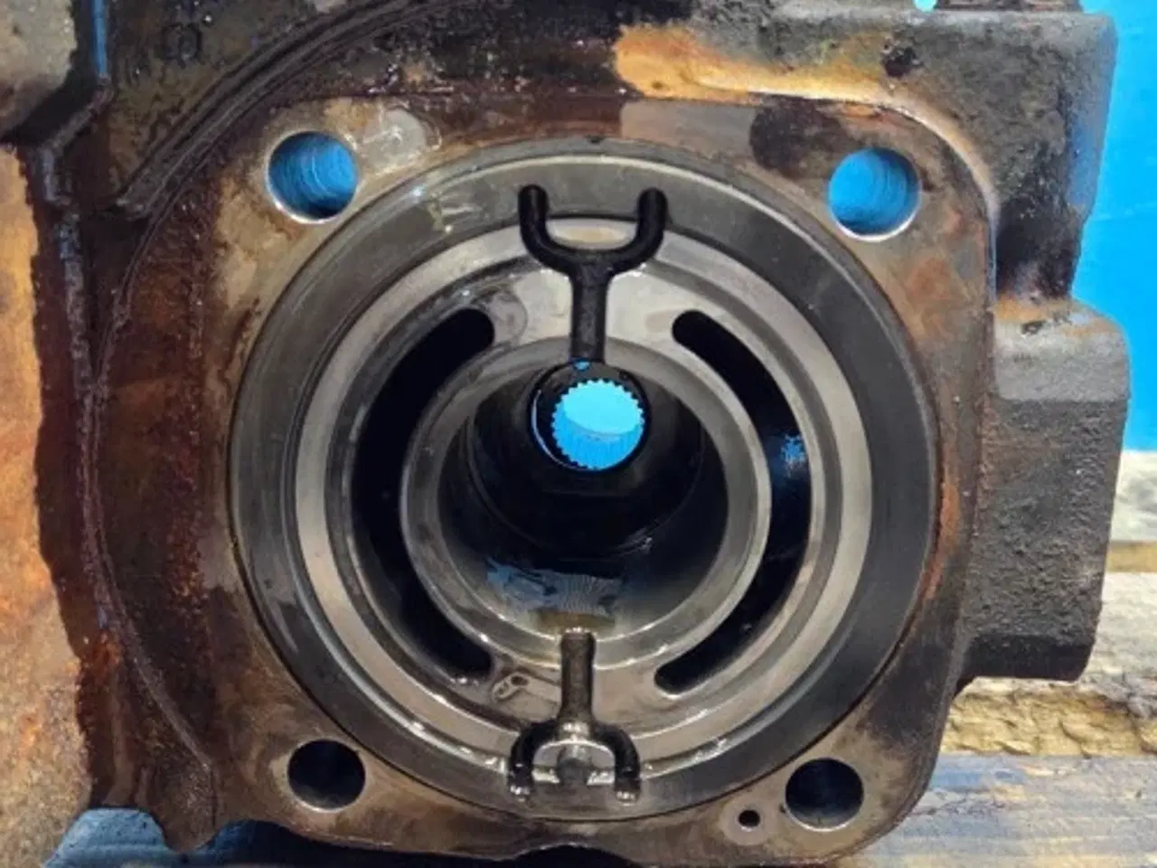 Billede 4 - New Holland T7.315 Hydraulikpumpe 47507374