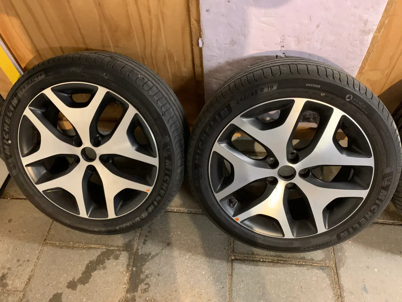 Billede 1 - Aluhjul 19 tommer til Kia Sportage med sommerdæk