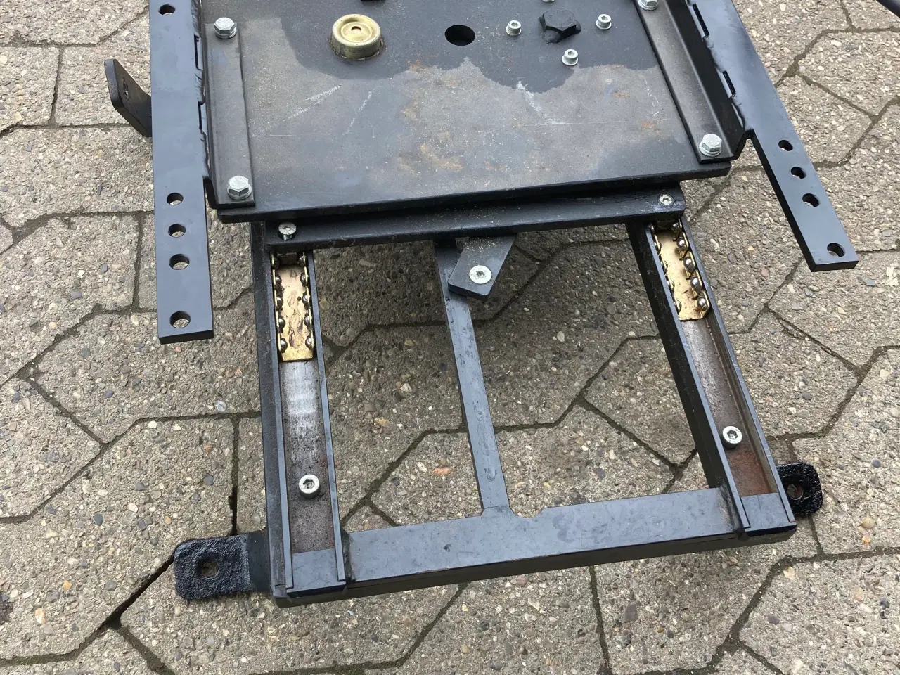 Billede 5 - Recaro sæde med sædebeslag