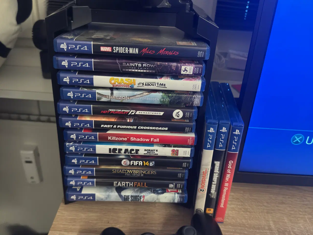 Billede 3 - Playstation 4 Pro 890 GB 1,5 TB ekstern 15 spil 