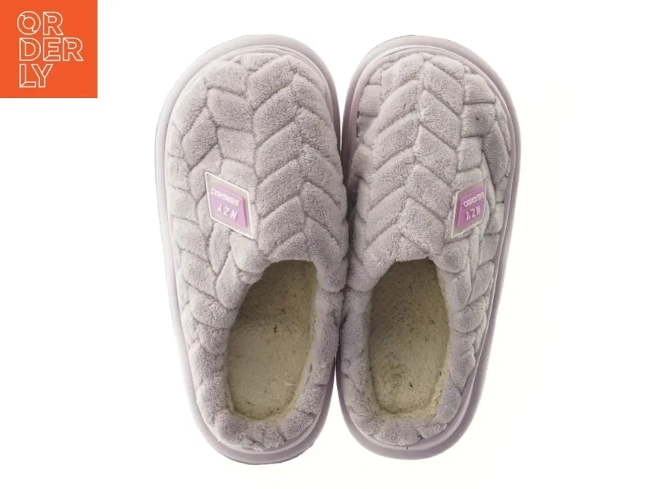 Billede 2 - Grå hjemmesko (str. 38-39 )