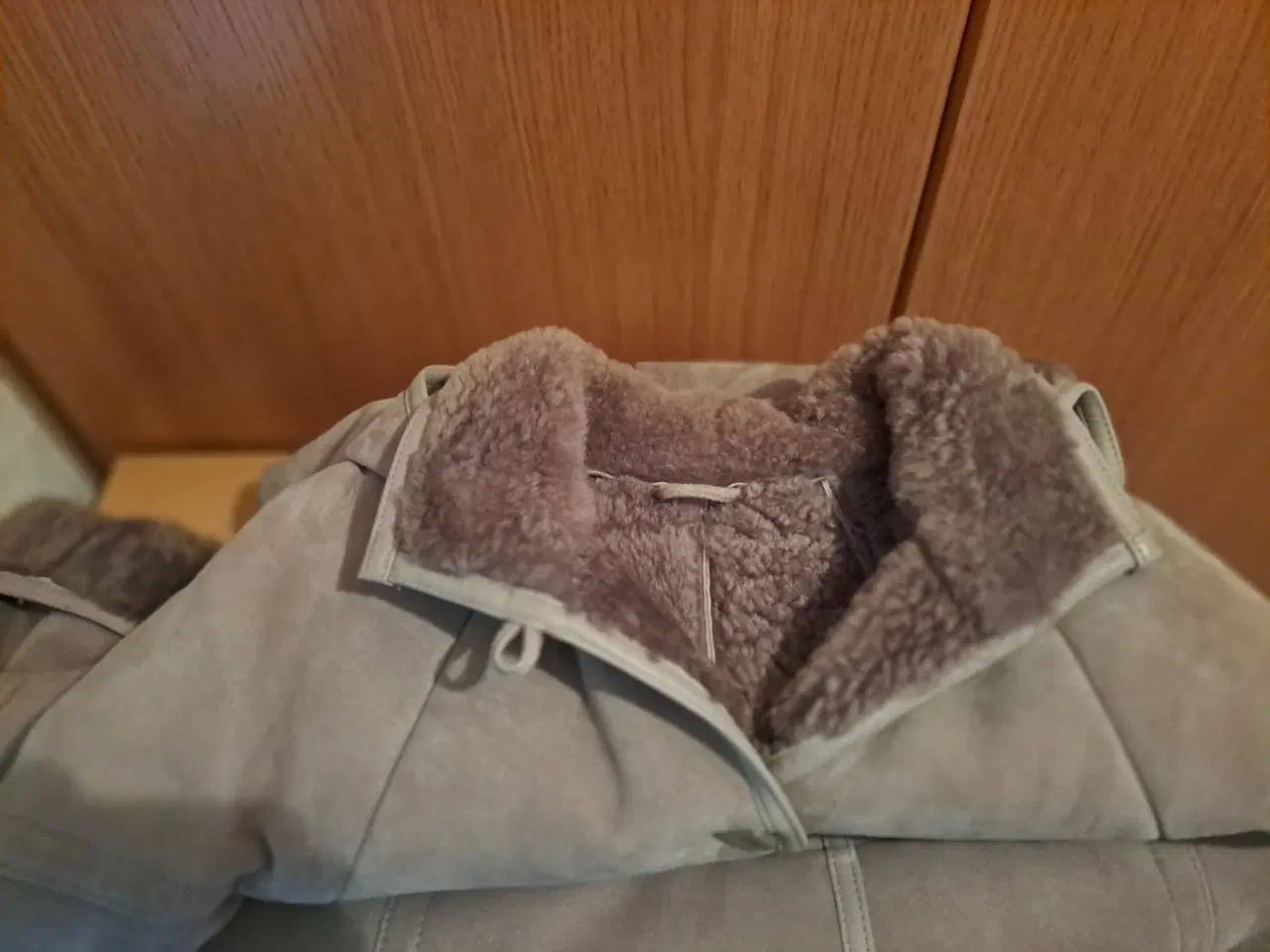 Billede 5 - Rulamsfrakke ... Pæn, velholdt og 100% ægte rulam