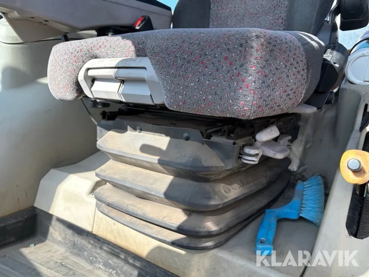 Billede 11 - Traktor Massey Ferguson 7724 Dyna-VT med frontlæsser 975