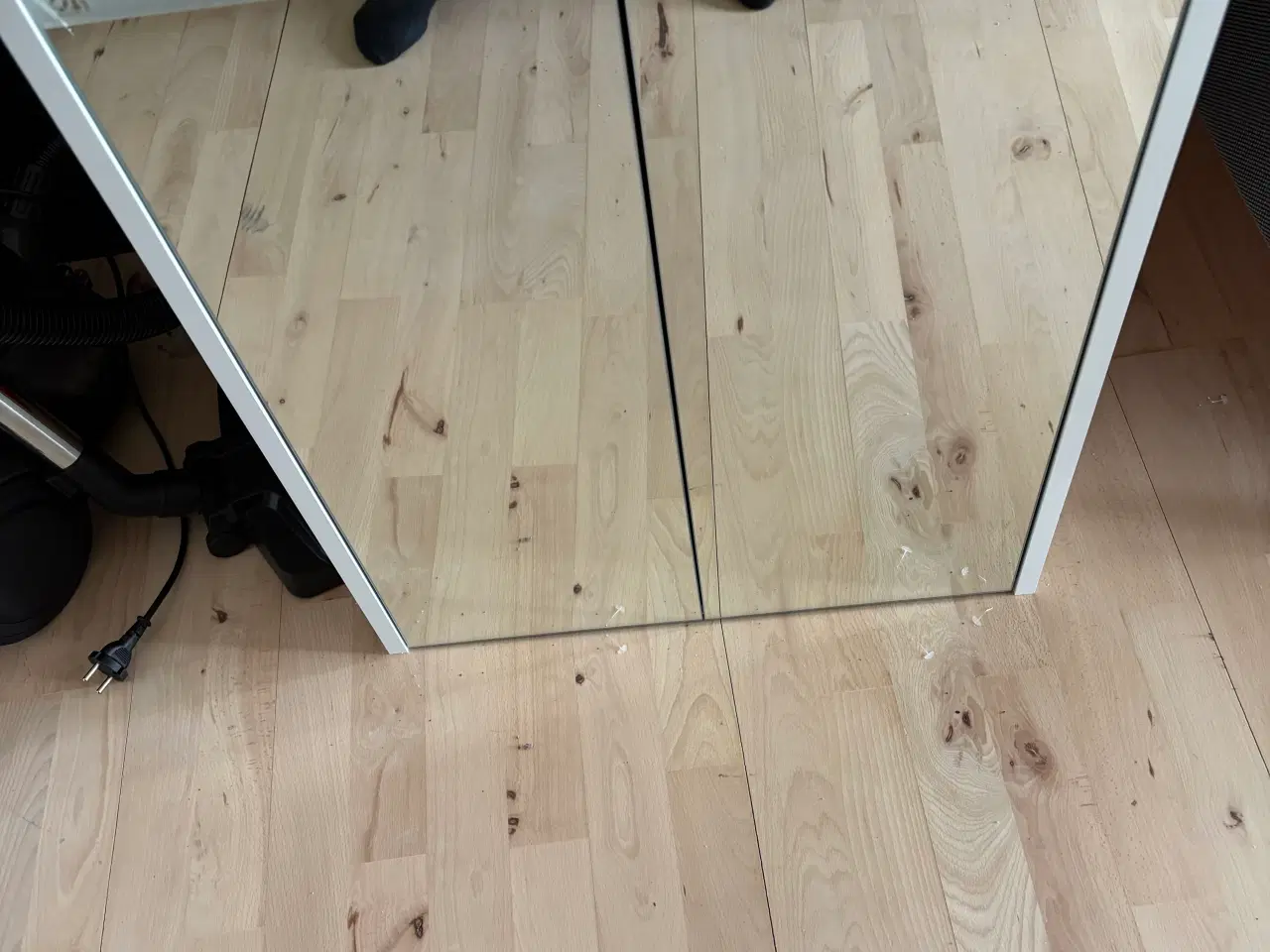 Billede 1 - Et helt ny wc skab , et IFF  SKAB 