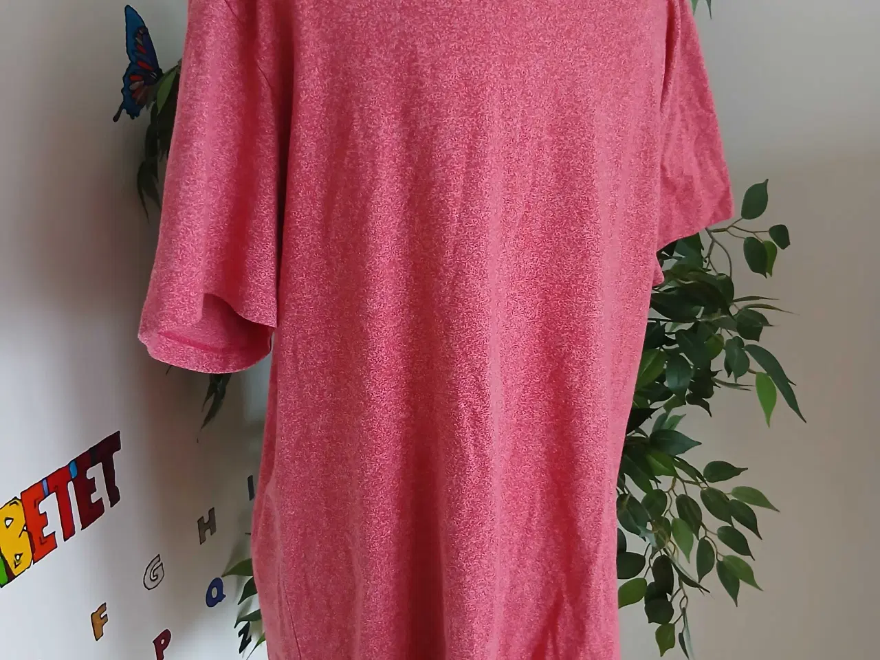 Billede 4 - T-shirt. Lindbergh. XL