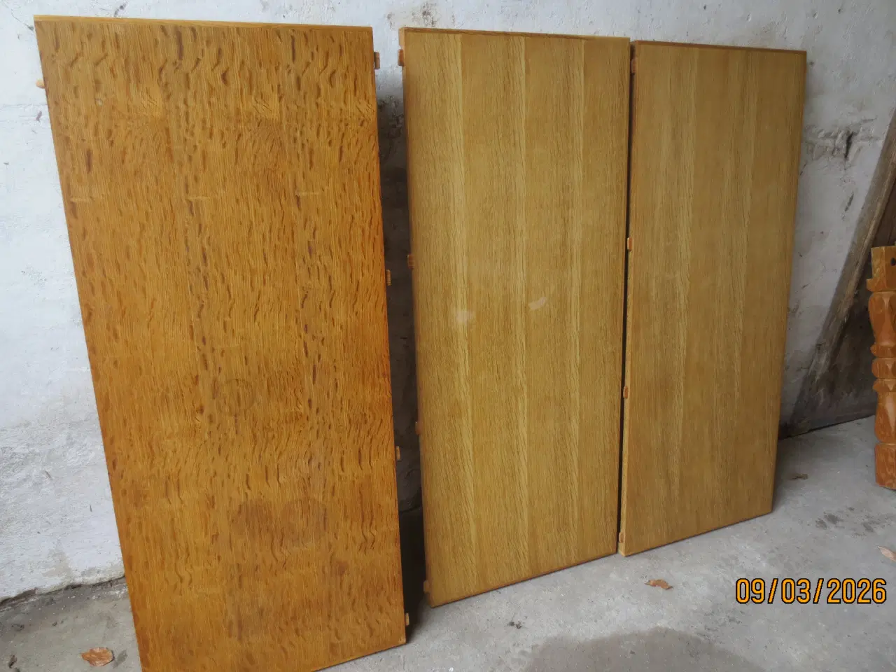 Billede 4 - 1 stk Rund Egetræs Spisebord med 3 plader