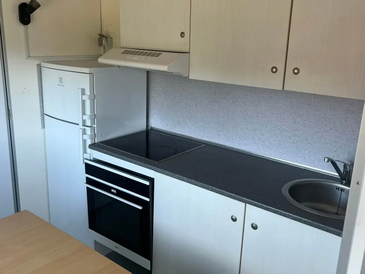 Billede 14 - Scanvogn Mandskabsvogn Stampe Skurvogn / Mandskabsvogn / Beboelsesvogn med køkken og toilet