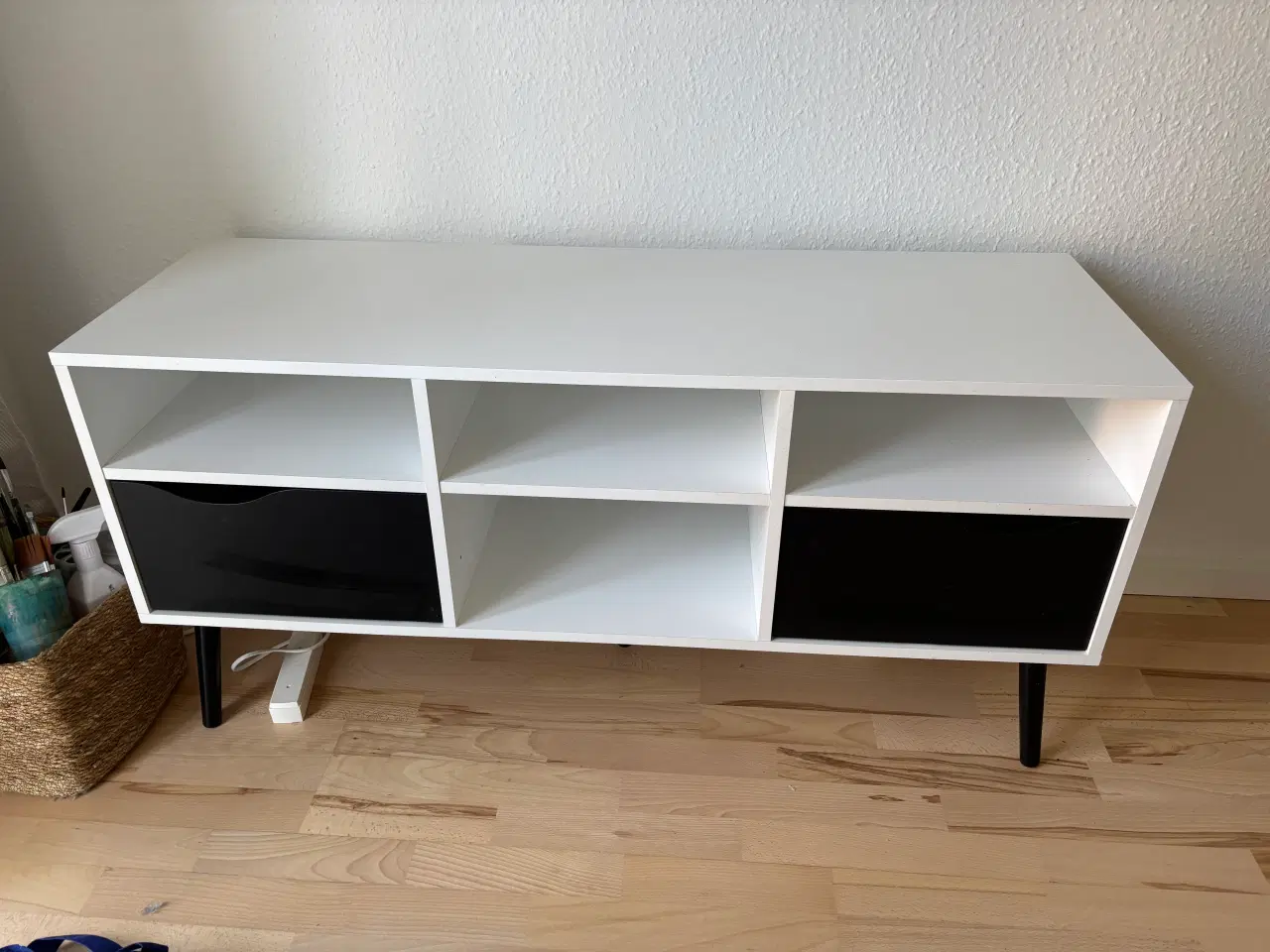 Billede 3 - TV-BORD