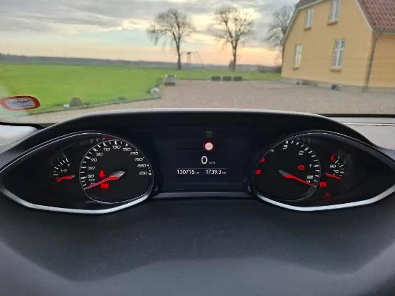 Billede 9 - Peugeot 308 1,5 BlueHDi 130 Allure Sky SW 5d