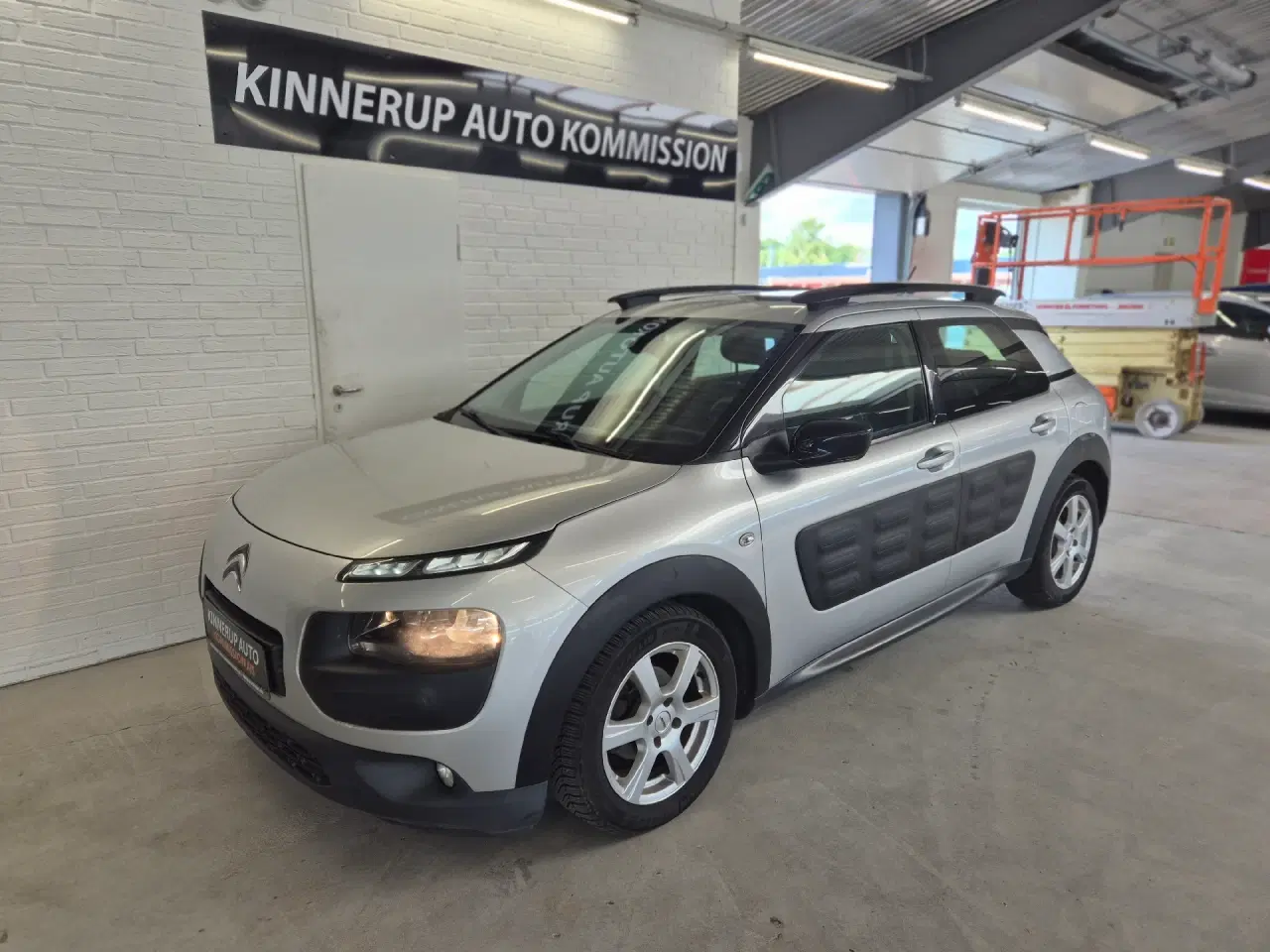 Billede 3 - Citroën C4 Cactus 1,6 Blue HDi Extra start/stop 100HK 5d