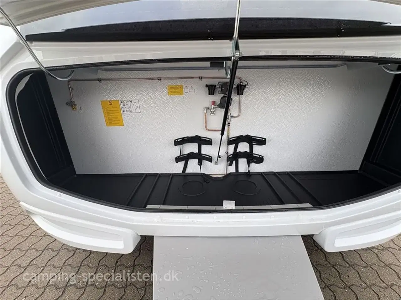 Billede 4 - 2026 - Kabe Ametist GLE B2 KS PREMIUM LINE Kabe Ametist GLE B2 KS Premium Line 2026 - Se den nu hos Camping-Specialisten.dk