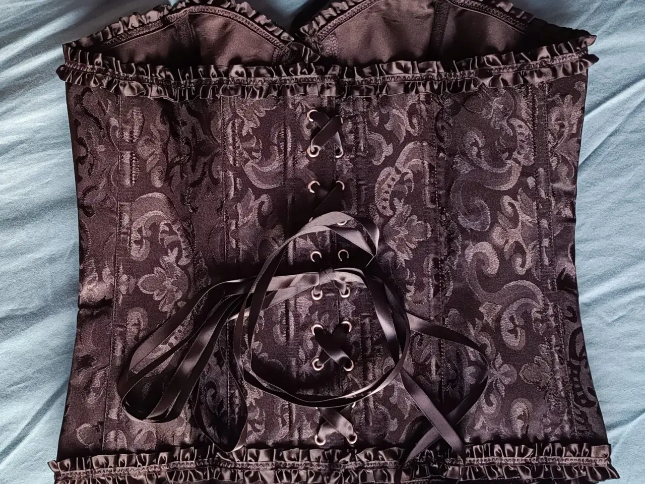 Billede 2 - Sort brokade korset
