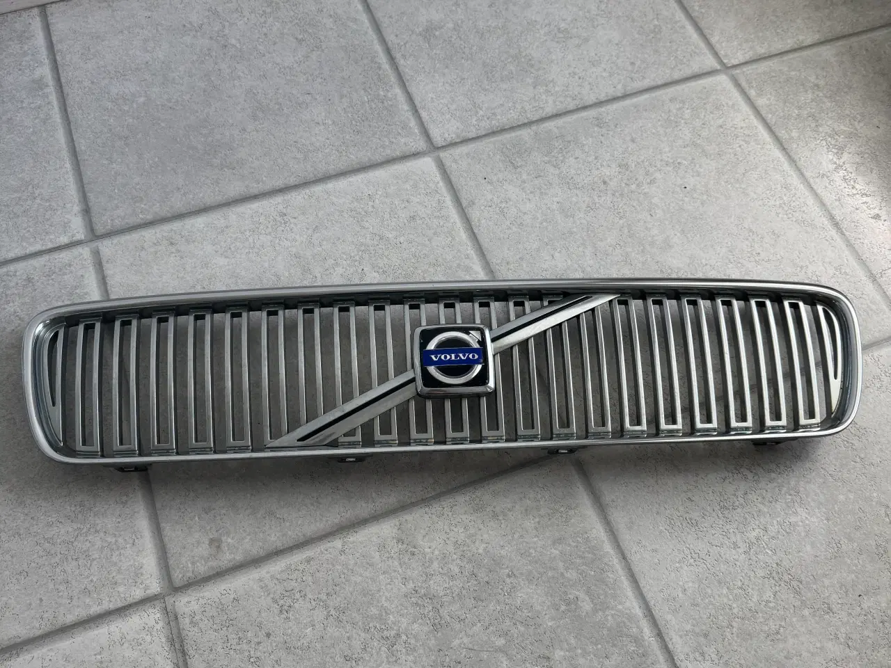 Billede 1 - Volvo grill