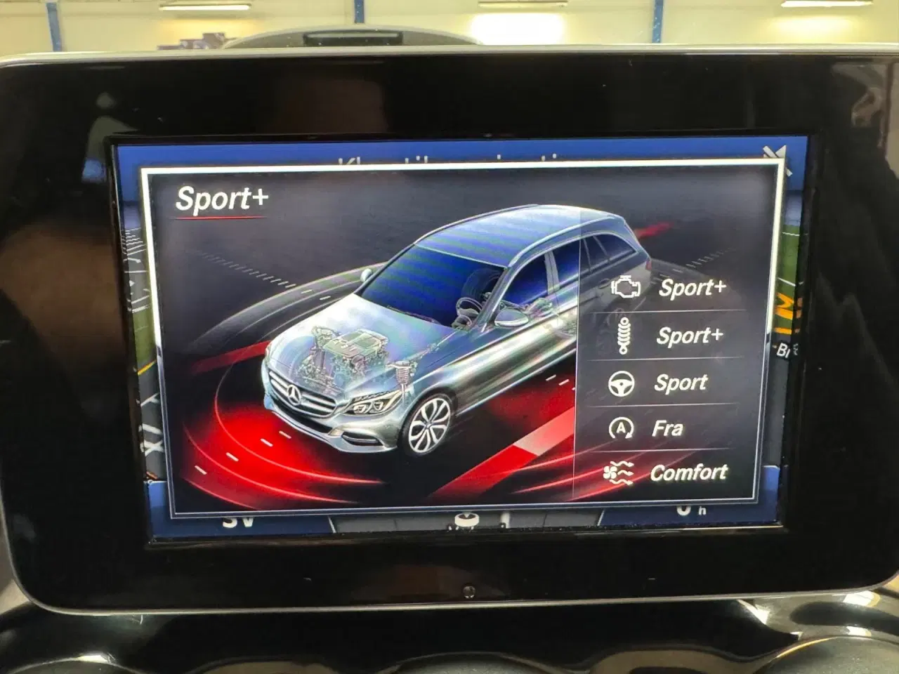 Billede 12 - Mercedes C400 3,0 AMG Line stc. aut. 4Matic