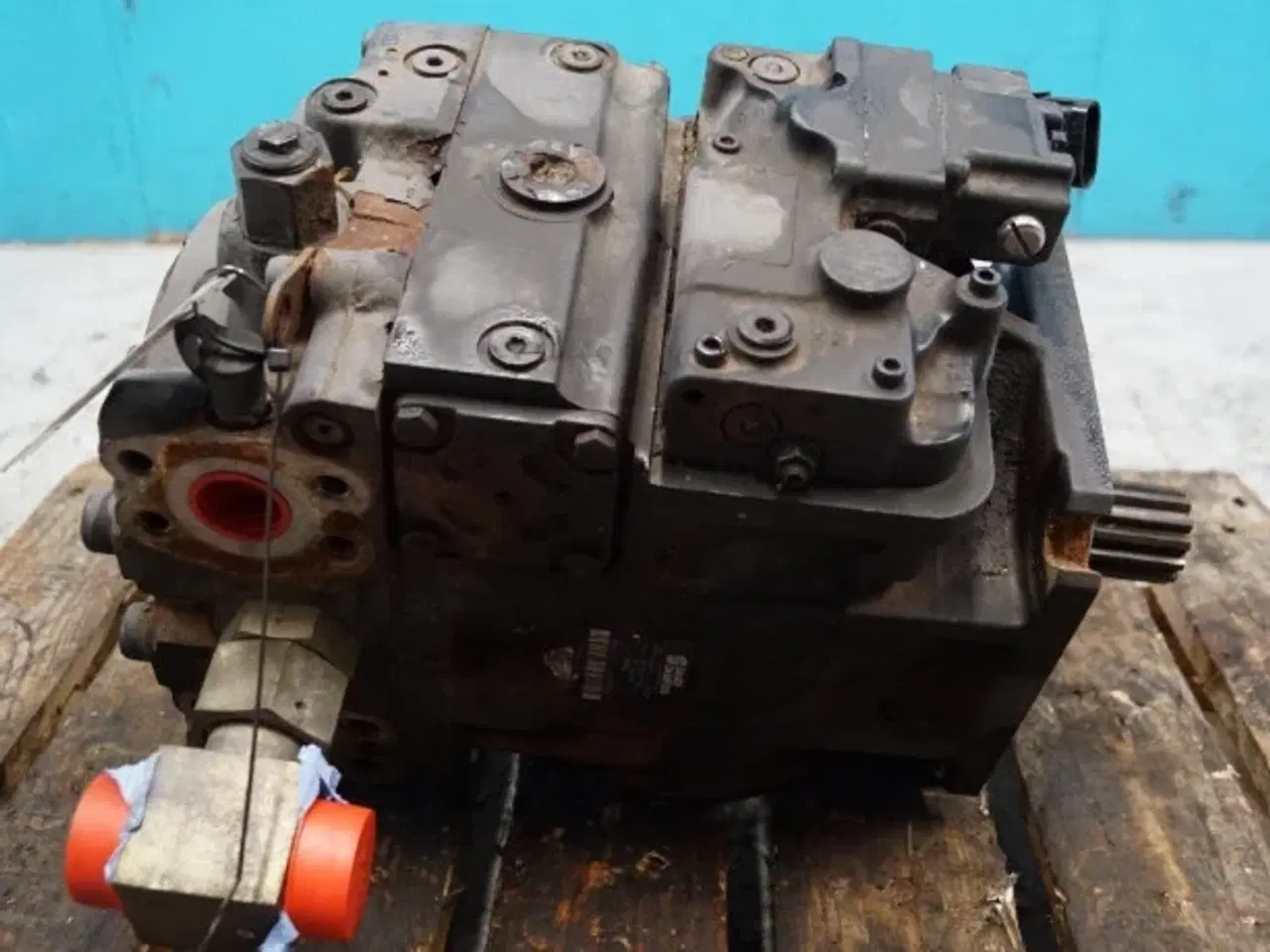 Billede 11 - Case 8010 Hydrostatpumpe 87011461