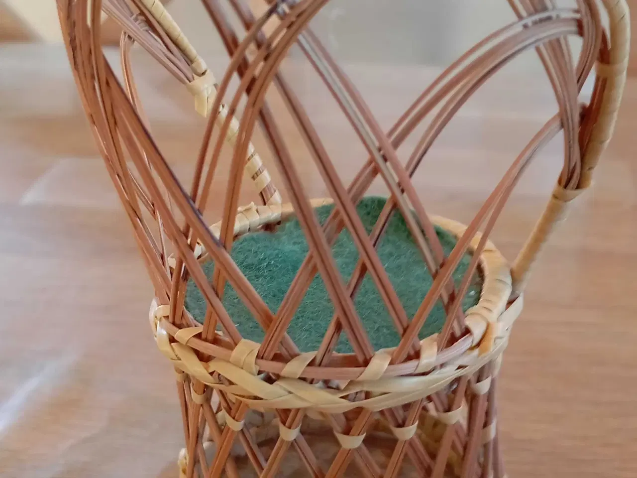 Billede 3 - Vintage påfuglestol med sød nisse